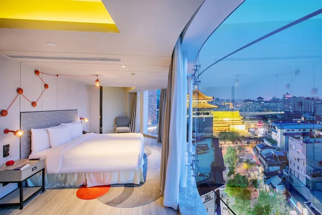 Panorama, Suite, Queen Bed, Citadines Xi'an Central 1/4