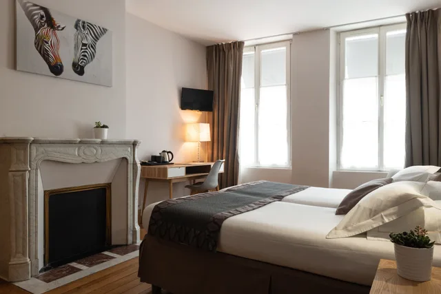 غرفة كلاسيكية بسريرين منفصلين، The Originals Boutique Hotel Victoria Fontainebleau 5/7