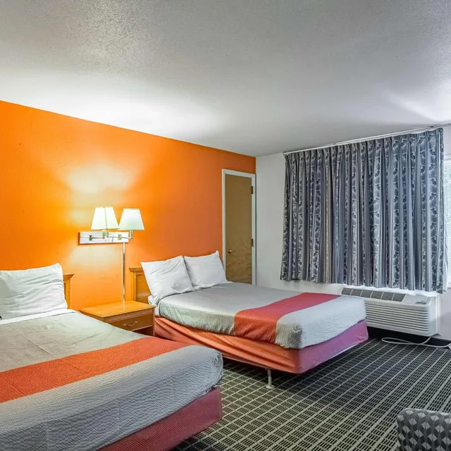 غرفة ديلوكس رباعية، Motel6 Grand Rapids, MI - Northeast 6/10