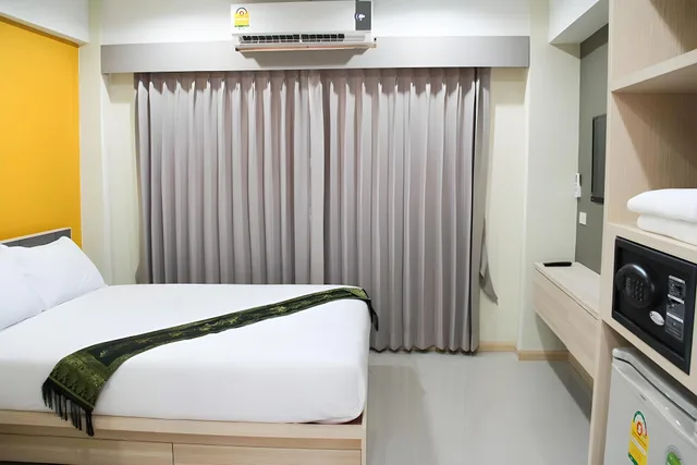 غرفة قياسية بسرير كوين، La Porte Bangkok Hotel 2/2