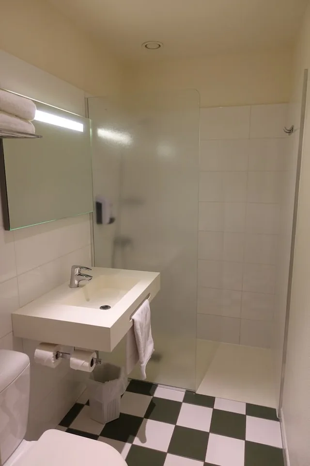 غرفة سيغنتشر بسرير فردي، Inter Hotel Le Moulin Rouge 5/5