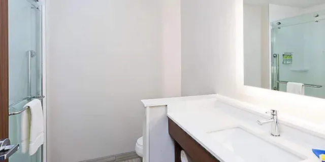 جناح بسريرين كوين مع أريكة، Holiday Inn Express & Suites Griffin 4/4