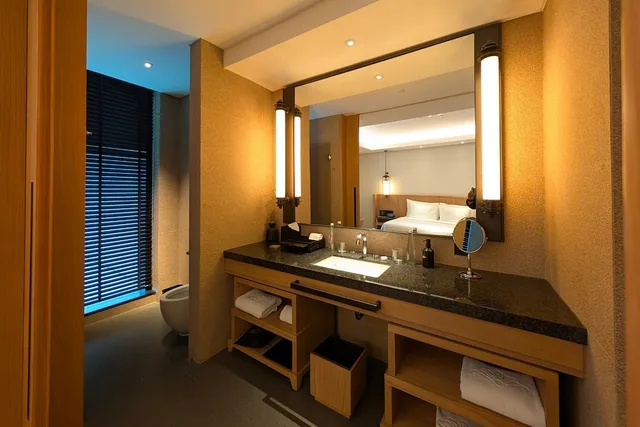 غرفة تنفيذية بسريرين منفصلين، Hotel Tentrem Jakarta 8/9