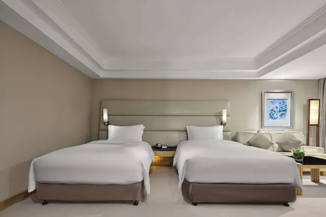غرفة ديلوكس بسريرين منفصلين بإطلالة على المدينة، DoubleTree by Hilton Hotel Shanghai Pudong 2/4