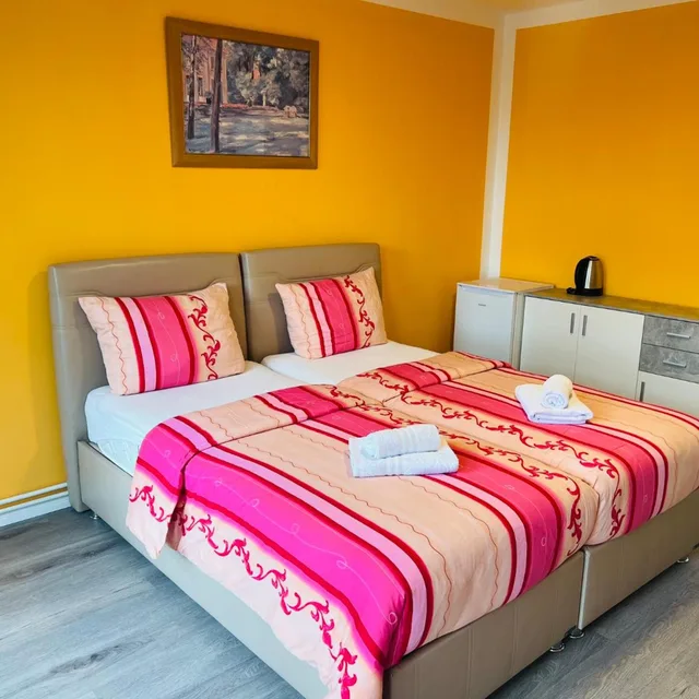 غرفة بسرير مزدوج، Hotel Wilhelmsburger Hof 1/6