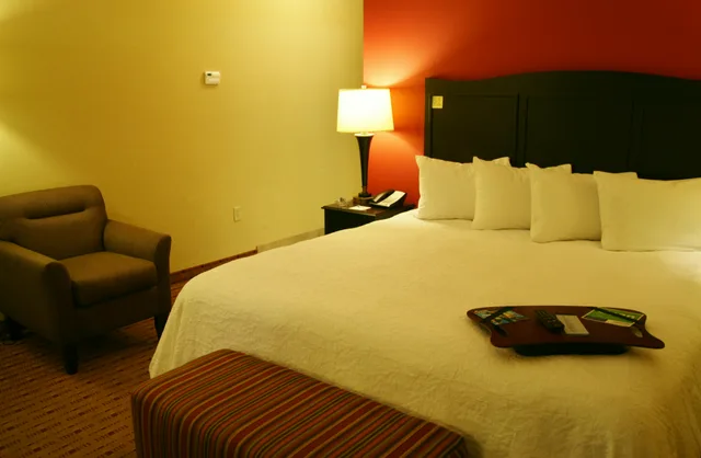 غرفة بسرير كينج، Hampton Inn Williamsburg 3/4