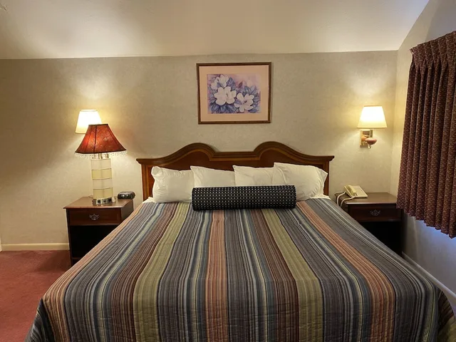 غرفة ديلوكس بسرير كينج، Economy Lodge 682 Main St Sturbridge 6/10