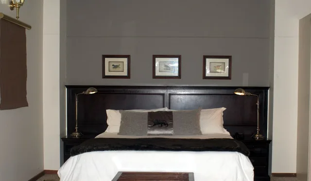 غرفة تنفيذية بسرير كينج، The Highlander Hotel 3/10