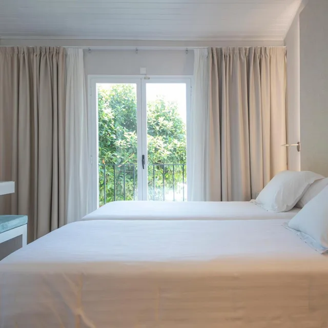 جناح سوبيريور مع أريكة، Blau Colonia Sant Jordi 2/7