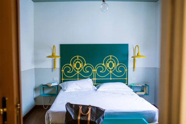 غرفة كومفورت بسرير كينج، Torino Hotel 3/5