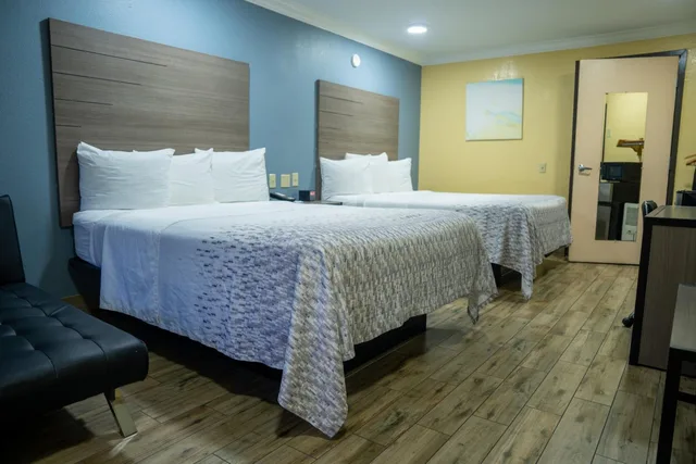 غرفة رباعية، Americas Best Value Inn Ft. Myers 3/9