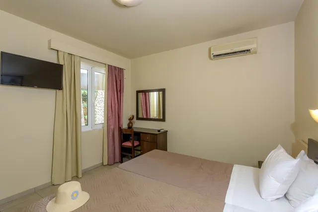 شقة بإطلالة على الحديقة، Theo Hotel 2/5