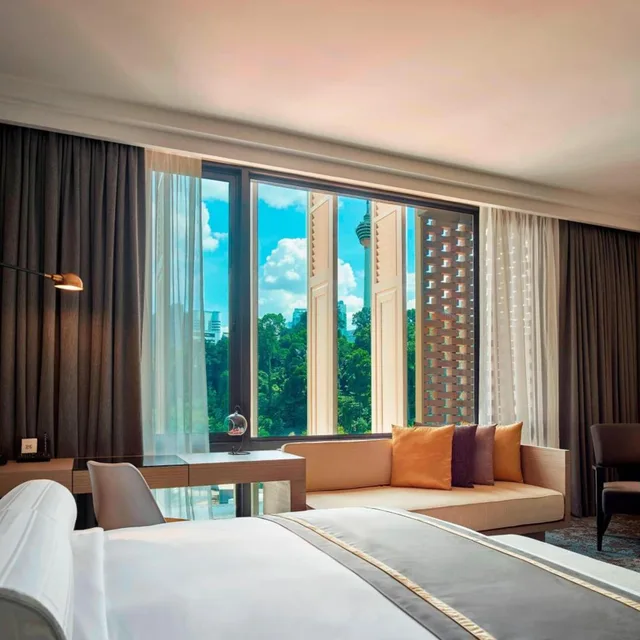 استوديو تنفيذي، Hotel Stripes Kuala Lumpur Autograph Collection 1/5