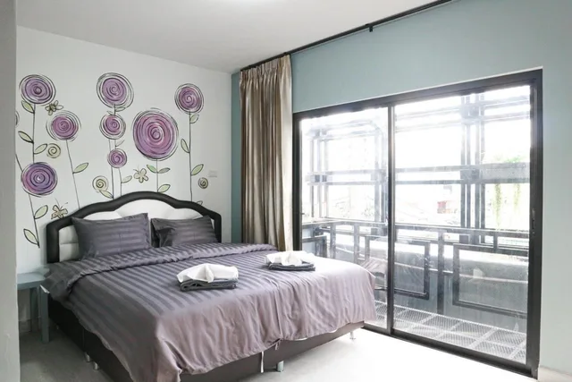 غرفة ديلوكس بسرير كينج بشرفة، Myfriend Hotel Trang 1/2