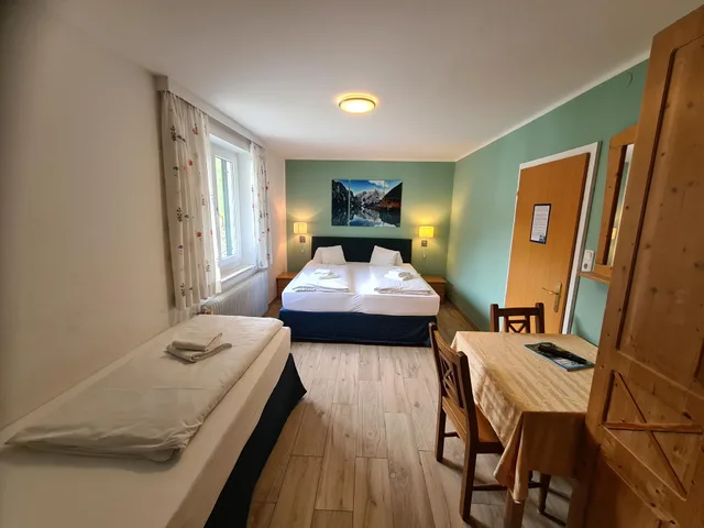 Room, Triple, Mountain View, Hotel Haus Am See 1/1