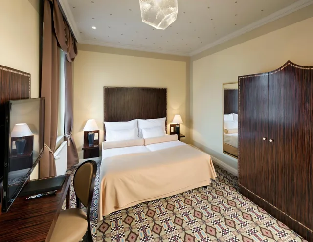 غرفة ديلوكس بسرير مزدوج أو سريرين منفصلين، Grandezza Hotel Luxury Palace 1/10