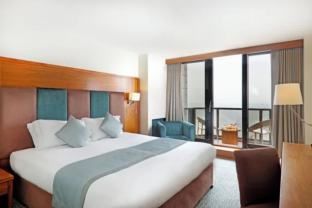 غرفة بريميوم بسرير مزدوج بإطلالة على البحر، The View Hotel 1/10