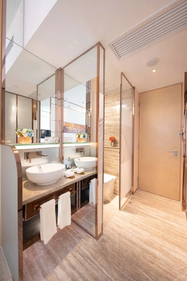 Theme, Family Suite, Queen Bed, Patio، Regala Skycity 5/5