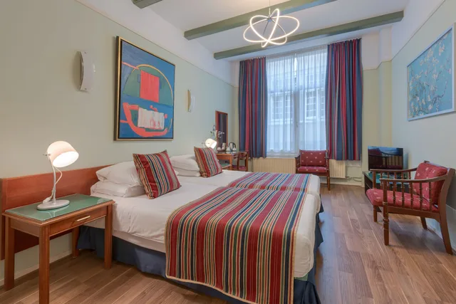 غرفة بسرير مزدوج أو سريرين منفصلين، Hotel Des Arts 3/7