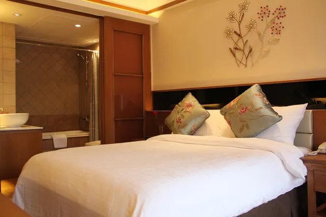 Style, Luxury, King Bed، Honlux Apartment 2/3