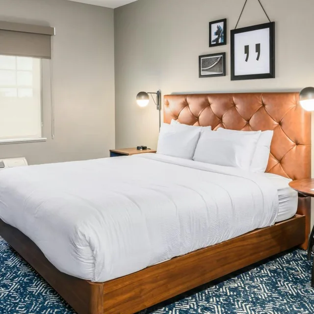 جناح استوديو بسرير كينج مع أريكة بجاكوزي، Country Inn & Suites By Radisson Manchester Airport Nh 4/10
