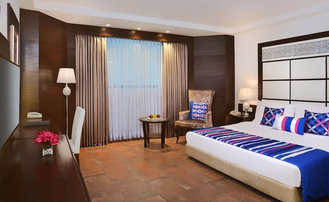 غرفة بريميوم بسرير كينج، Fortune Park Haridwar-- Member Itc Hotel Group 2/3