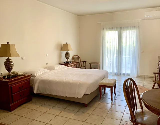 غرفة قياسية بإطلالة على الحديقة، Messina Resort 2/5