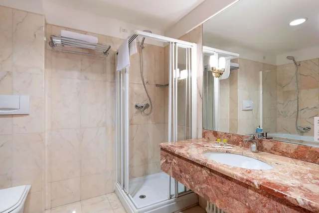 جناح جونيور بسرير كوين، B&B HOTEL Affi Lago di Garda 9/10