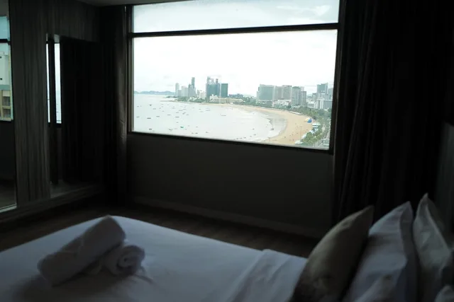 غرفة بانورامية بسرير كينج، Hermann Hotel Pattaya 4/10