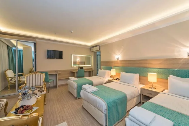 غرفة ثلاثية، The Ottoman City Hotel 1/3