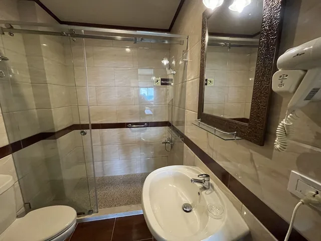 جناح رئاسي بسرير كينج وسرير كوين، Boulevard Palace 3/3