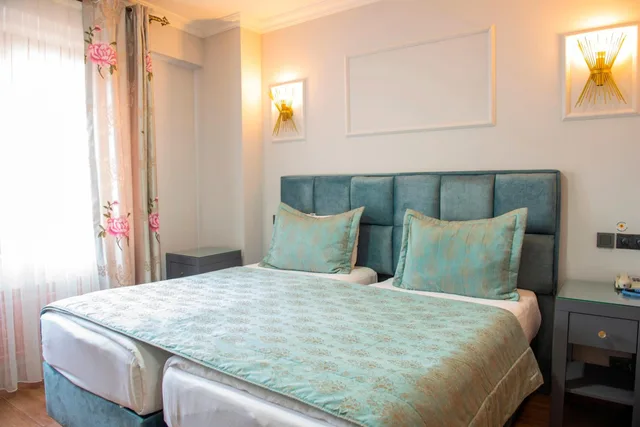 Room, Double or Twin Bed, Ramada Encore By Wyndham Kuwait Downtown 7/10
