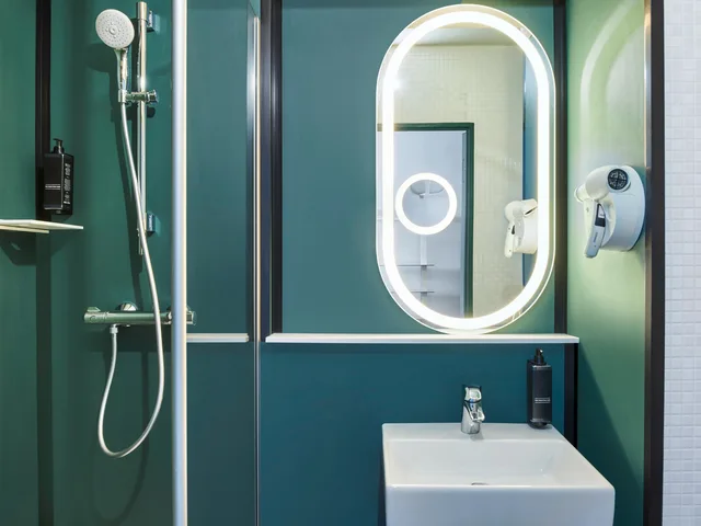 غرفة بسرير مزدوج لذوي الإعاقة، Ibis Clamart Paris Velizy 5/9