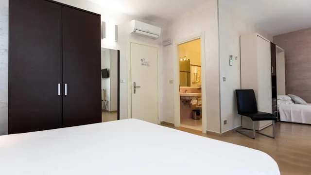 غرفة عائلية، Lis Hotel 9/10