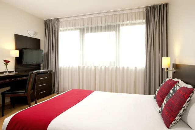 استوديو بسرير كوين، Residhome Toulouse Tolosa 1/10