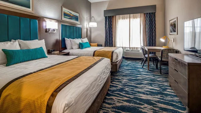 غرفة بسريرين كوين بمطبخ صغير بحوض استحمام لذوي الإعاقة، Executive Residency By Best Western Corpus Christi 1/5