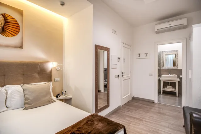 غرفة كلاسيكية بسرير كوين، Sorrento City Hotel 2/8