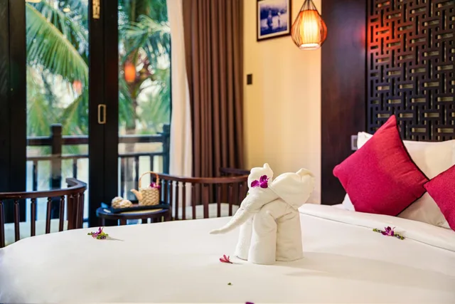 فيلا بإطلالة على النهر بـ3 غرف نوم بمسبح خاص، Koi Resort Spa Hoi An 4/7