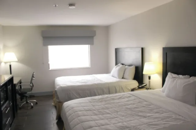 غرفة قياسية بسريرين مزدوجين، Quality Inn Del Rio 3/4