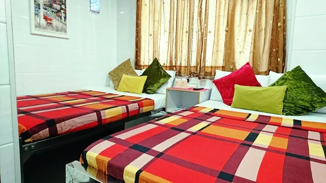 غرفة بسريرين منفصلين، Castle Inn - Hostel 3/8