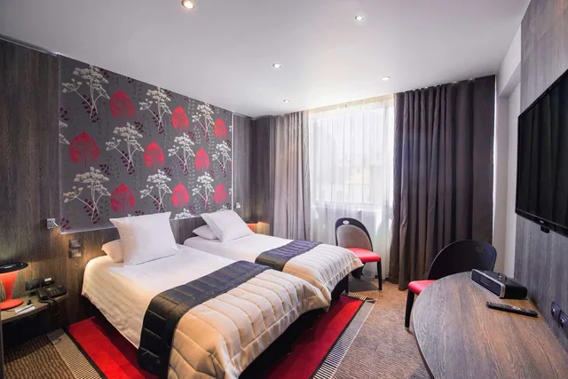 Super, Convertible Double Bed, City View، Best Western Premier Patio Des Artistes 1/4