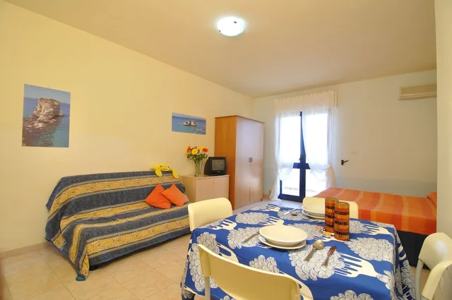 استوديو اقتصادي، Residence Oasi Salento 4/6