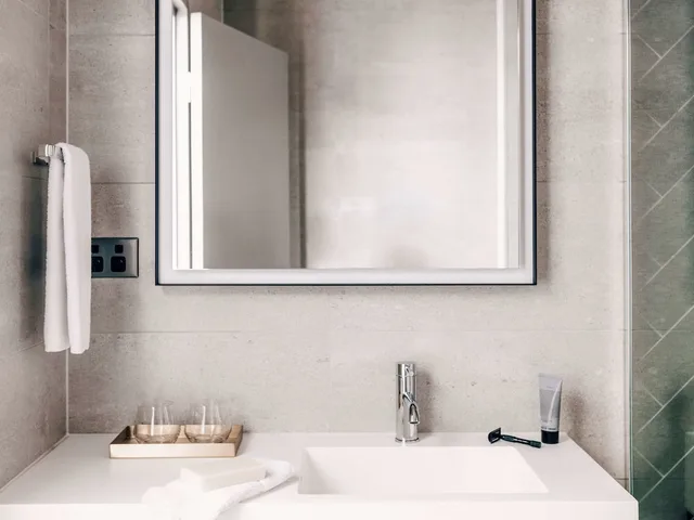 جناح بسرير كينج بإطلالة على المدينة بغرفة نوم واحدة، Novotel Melbourne South Wharf 10/10