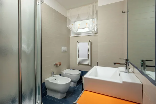 غرفة قياسية بسرير كوين بشرفة، Hotel Miramare 7/10