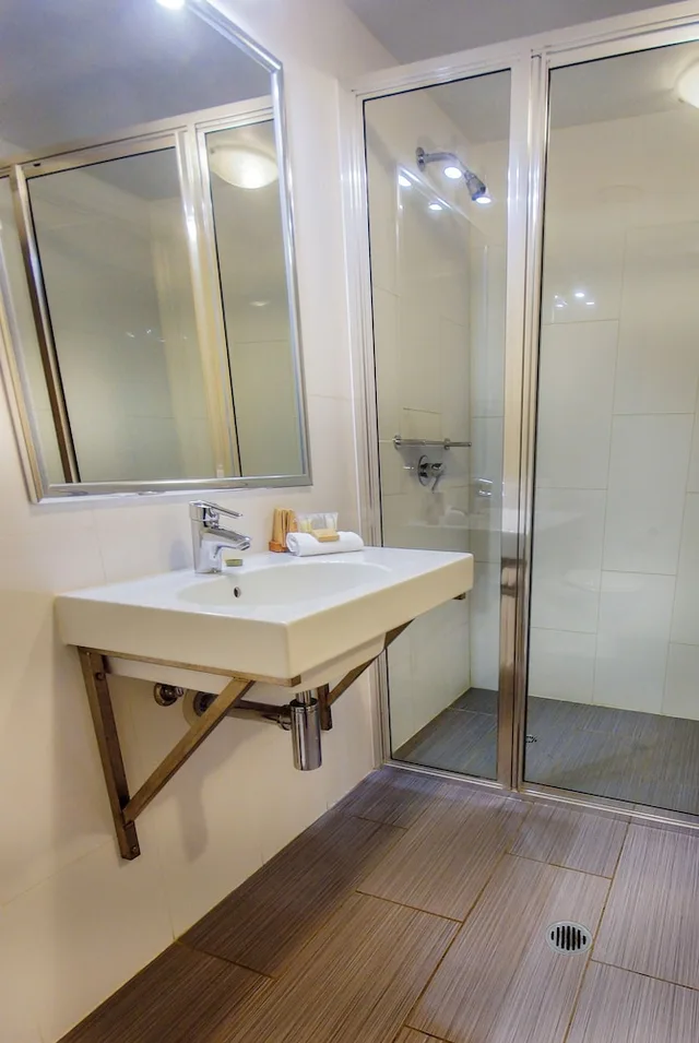 Island, Deluxe, 2 Queen Beds، ISA HOTEL 7/7