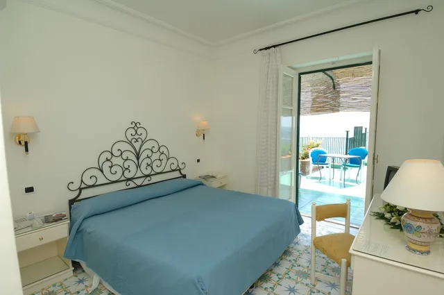 غرفة سوبيريور بسرير مزدوج، Hotel Aurora Amalfi 2/5