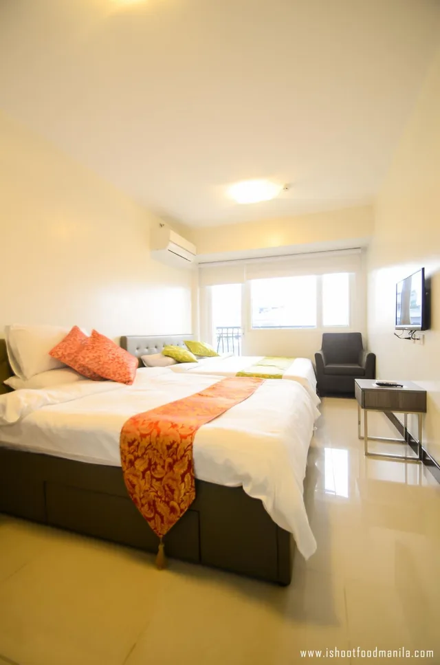 Deluxe, Studio, Twin Beds, Extremeli Suites 2/2