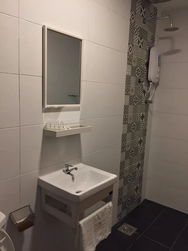 غرفة قياسية بسرير كوين، WE Hotel 1/1