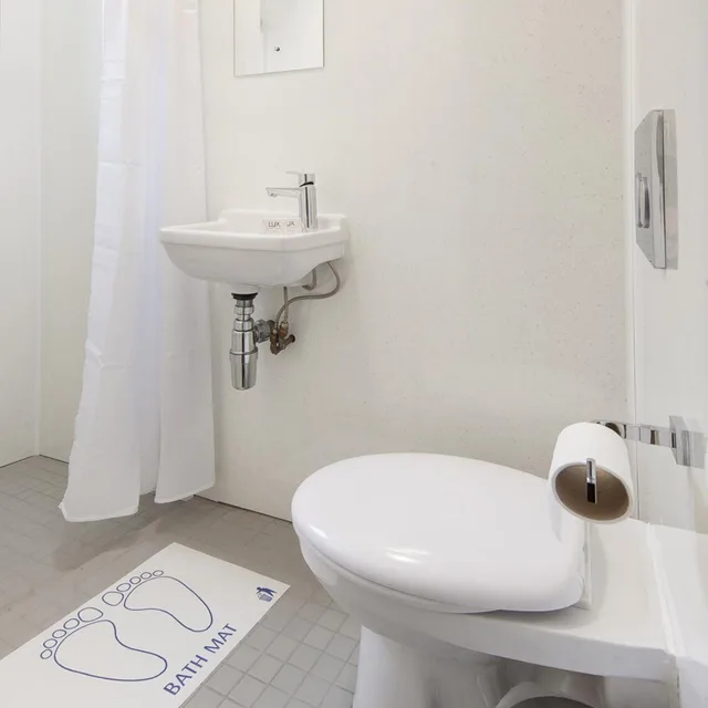 غرفة بسرير مزدوج بحمام خاص، The Fairway Hotel 6/7