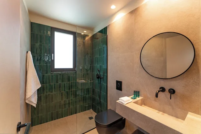 1 Bedroom, Signature, Suite, King Bed, Sofa, Mariette Apartments 2/2